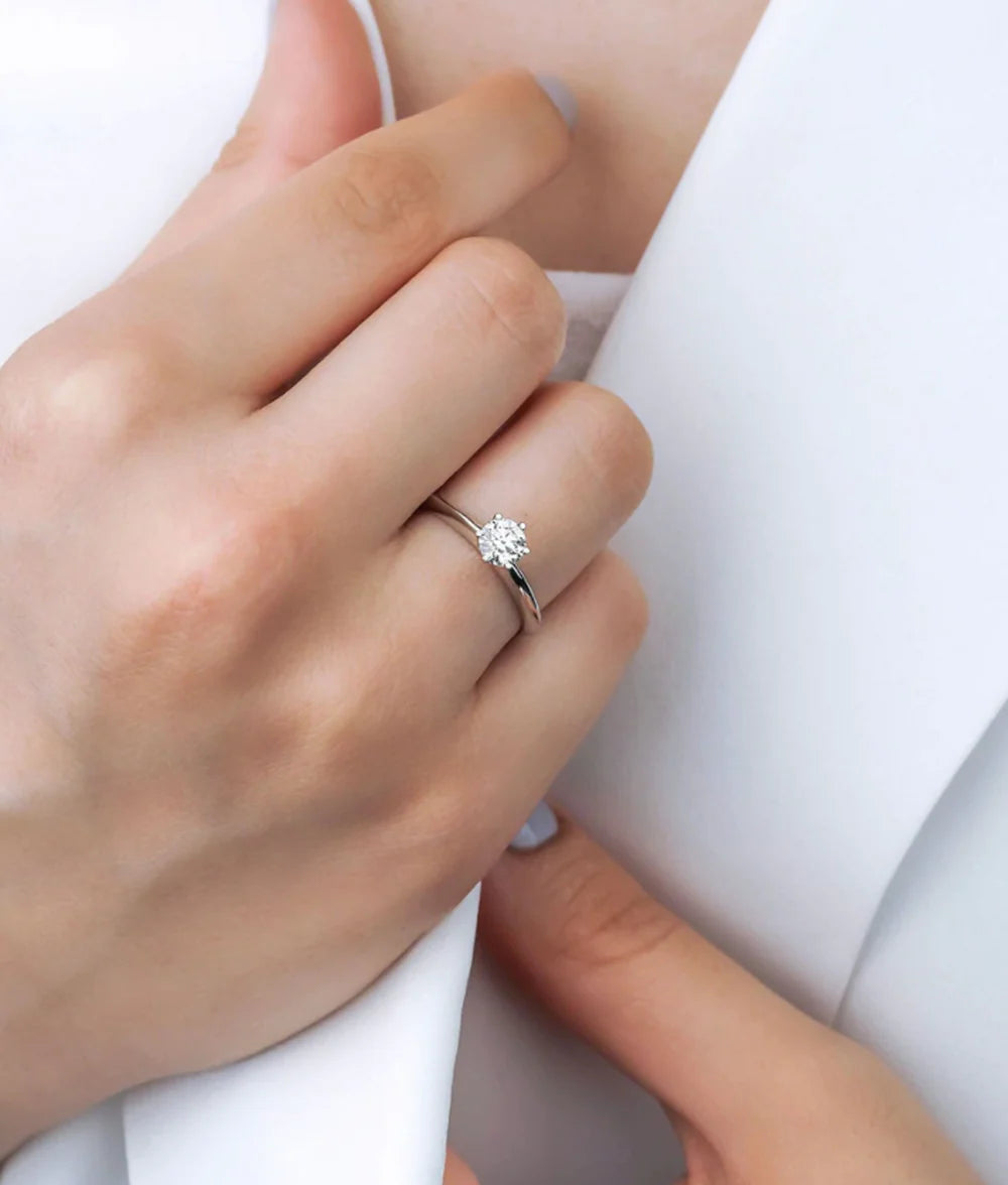 Luxora Diamond 1ct Solitaire